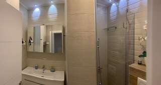Апартаменты Butterfly Apartman Рафаиловичи Апартаменты с 1 спальней-23