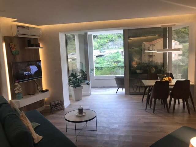 Апартаменты Butterfly Apartman Рафаиловичи-6