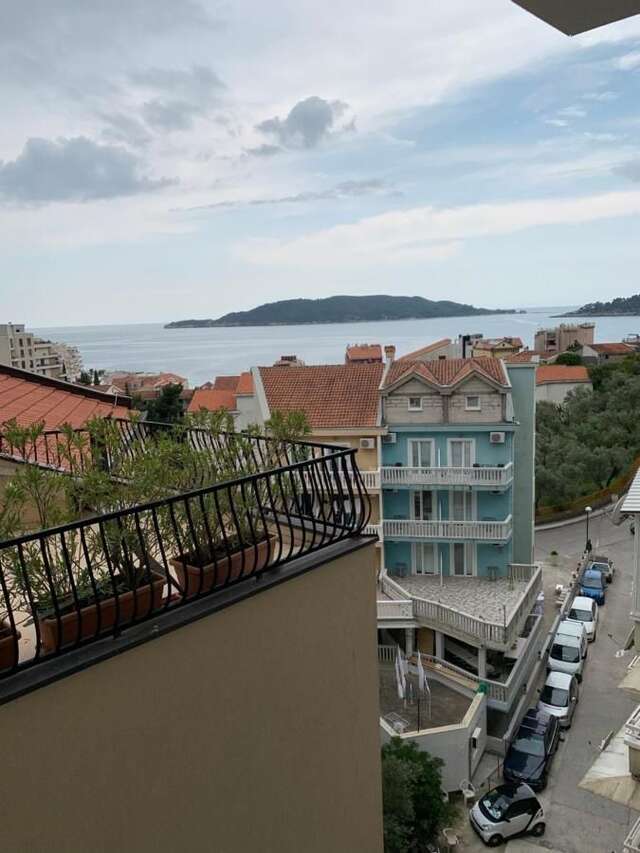 Апартаменты Butterfly Apartman Рафаиловичи-7